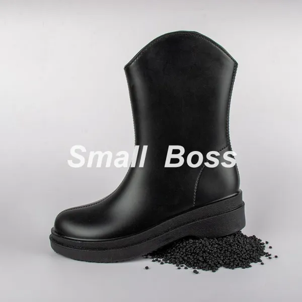 Factory Sale PVC Compound Granule Shoes Soles Transparent Crystal Clear Rain Boots/Sandles photo-3