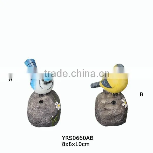 Set 2 Garden Decoration Solar Power Bird Caller With Shadow Control, and Resin Stone With Flowers