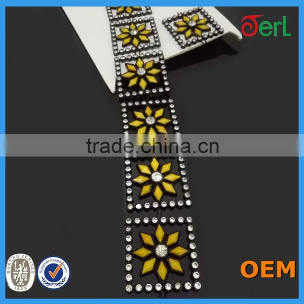 Attractive Rhinestone Plastic Trimming for Curtain photo-4