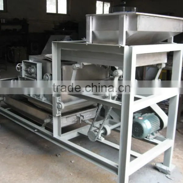 Hot Sale Peanut Kernel Halves Machine/peanut Kernel Cutting Machine photo-4