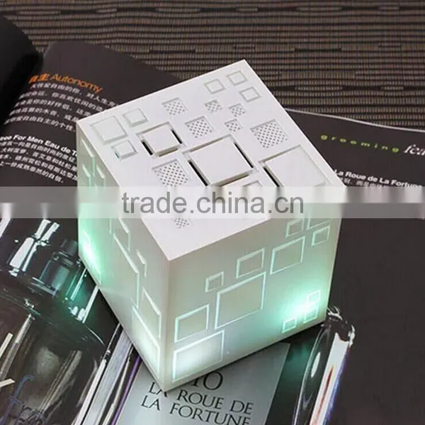 New Arrival Magic Cube Wireless Bluetooth Speaker With LED Flashlight/FM Radio Portable Q Plus Rubik's Cube Bluetooth Speaker photo-5
