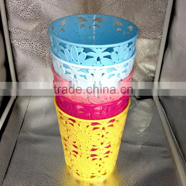 Plastic Round Hollow Out Sunflower Waste Bin photo-4