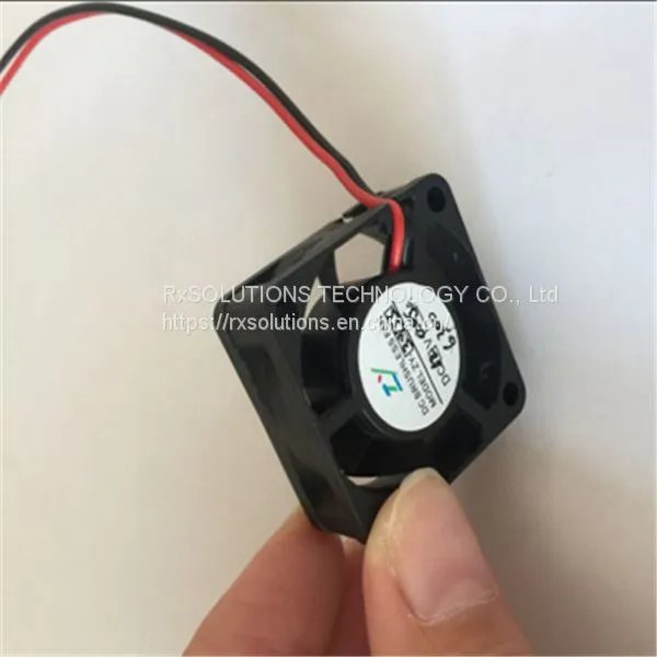 30x30x15mm Brushless Sleeve Bearing DC Cooling Blade Fan photo-2