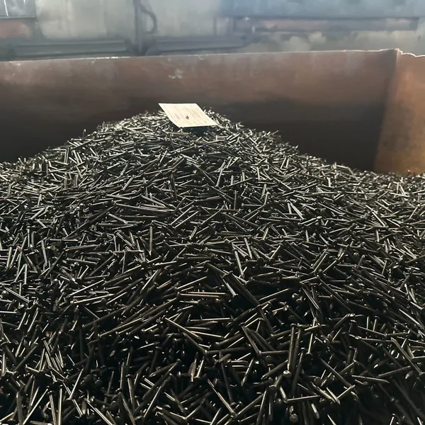 Corrosion-Resistant Black Cement Nails for Outdoor Construction