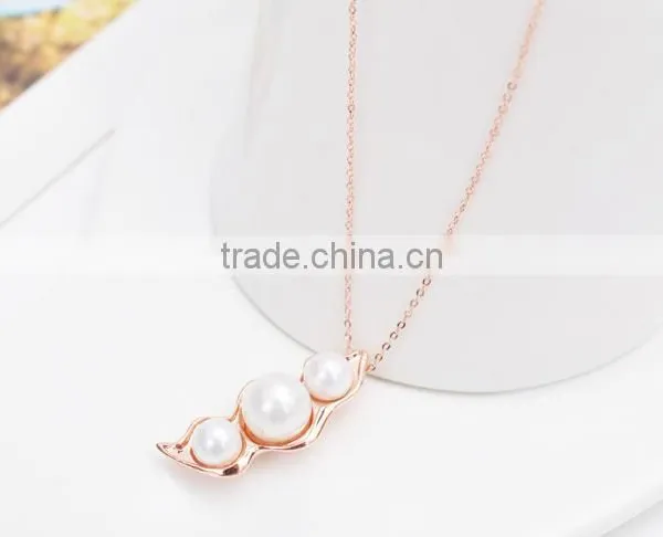 New Design Fashion Gold Valentine's Gift Pearl Peanut Pendant Necklace photo-2