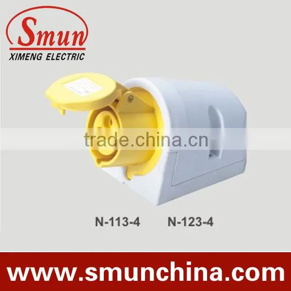 16A 3p 110v IP44 industrial panel socket