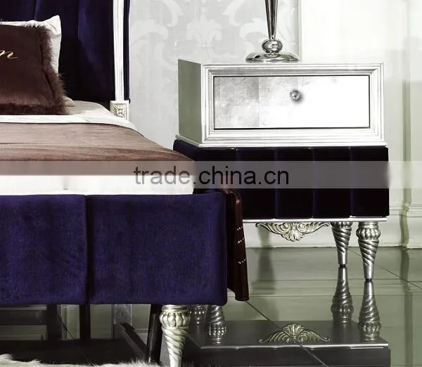 New Classical European Style Bedroom Furniture Set Bed Bedside Table Royal Chair photo-3