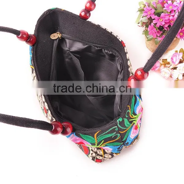 2016 the Most Popular Bohemian Style Ethnic Embroidery Woman Handbag photo-6