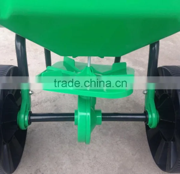 TC2027 Handy Salt Spreader photo-2