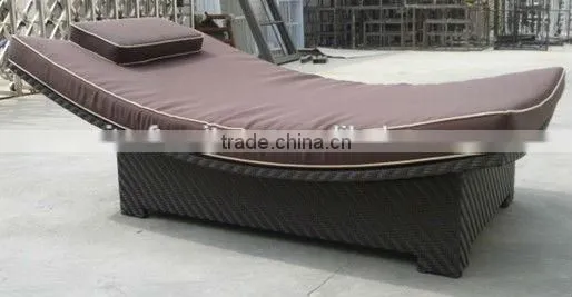 Guangdong Rattan Furniture Factory/garden Chaise Lounger 2016 photo-3