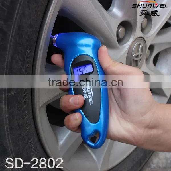 Accurate Programmable Digital Tire Pressure Gauge photo-3