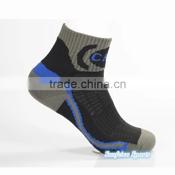 Men's Outdoor Quick-dry Fiber Running Sports Basketball Socks~Soft Thick Stripe Restoring Socks~Accept Custom photo-4