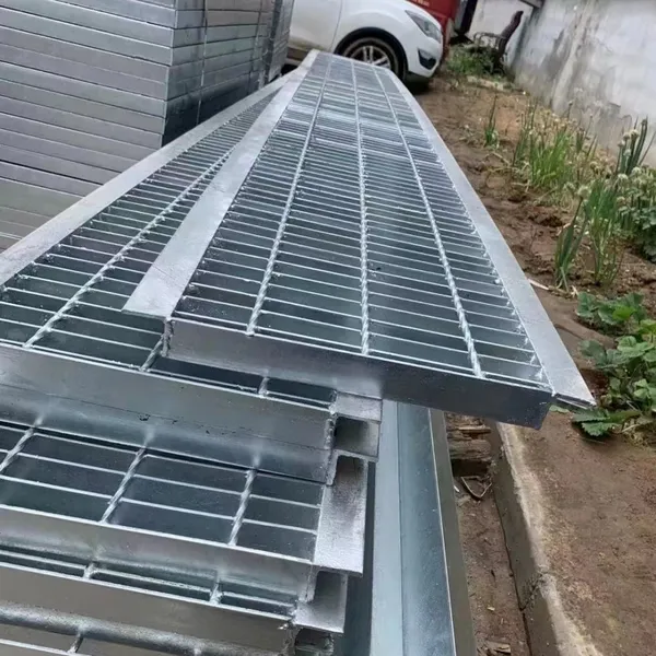 Custom Size Steel Grating Panel for Construction and Factory Floor Application photo-1