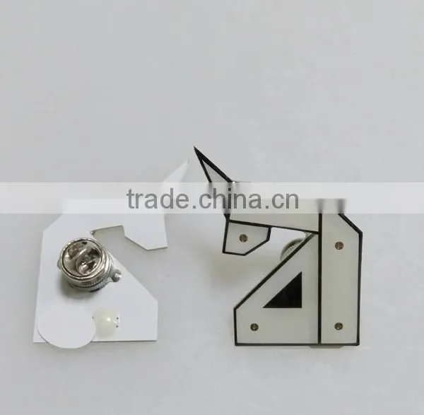 Personalized Newest Stylish LED Blinking Light Badge Pins for Souvenir Gifts photo-3