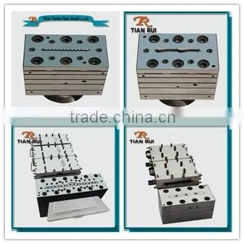 Can Be Customized Extruded PVC Wood Decorative Board Mould photo-3