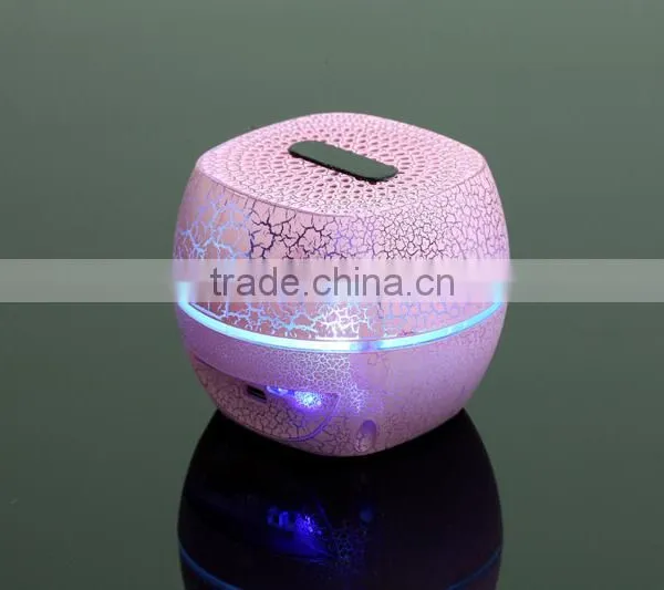 New Product Crack Wireless Mini Bluetooth Speaker With Led Light photo-2