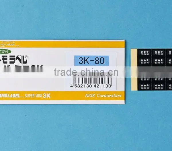 Adhesive sticker for thermal management / Small and irreversible