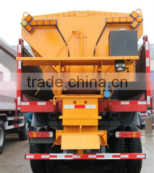 2014 New Sinotruk Howo Snow Sweeper 336HP for Sale photo-4