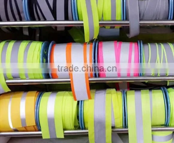 China Ece 104r 00821 3m Clear Reflective Rim Tape for Clothes photo-2