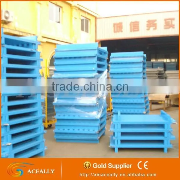 Galvanized Steel Pallet Rack Heavy Duty Capacity Pallet Metal Pallets With Side photo-3