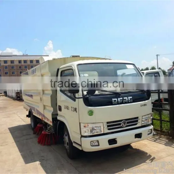 Hot Sale Dongfeng 4*2 Road Clean Sweeper Truck photo-3