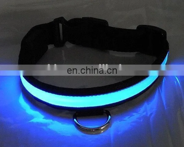 LED Pet Safety Retractable Dog Leash With Soft Handle photo-3