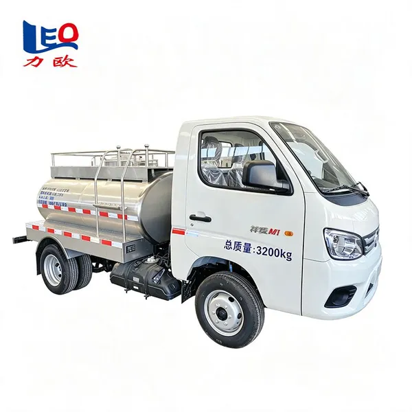 High Insulation Stainless Steel Milk Tanker For Long Distance Liquid Food Delivery