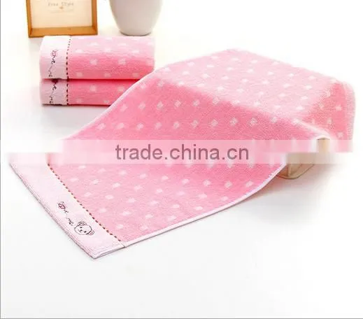 White Dots Jacquard Quicky Dry Towel photo-2