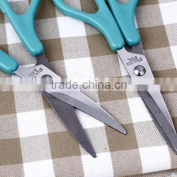 Fashional Style Top Sale Good Quality Full PP Material Students Scissors photo-3