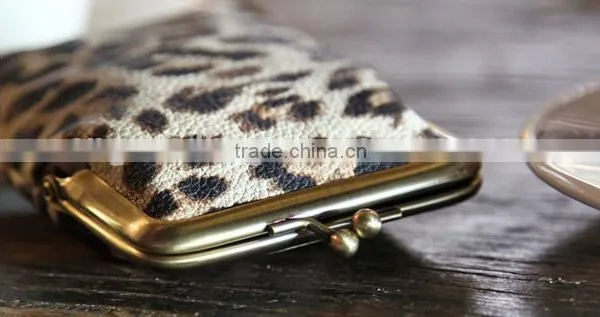 Animal Pattern Cow Leather Pocket Coin Holder Ladies Change Purse Money Pouch With Clip Closure photo-3