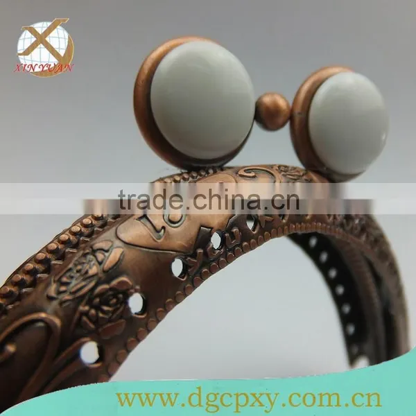 Love Deep Bronze Purse Semicircle Metal Frame With Two White Beads photo-3
