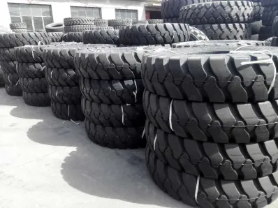 Factory Wholesale Price 1400-25 Truck Tyre photo-2