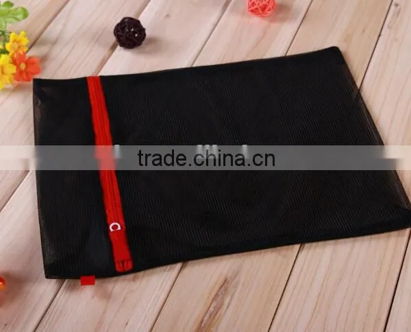 YIWU RODA 100%polyester Embroidery Black Durable Laundry Bag photo-2