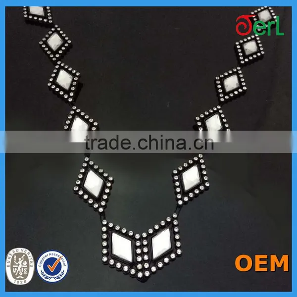 Wholesale Glass Plastic Banding Trimming for Overall Decoration in China photo-2