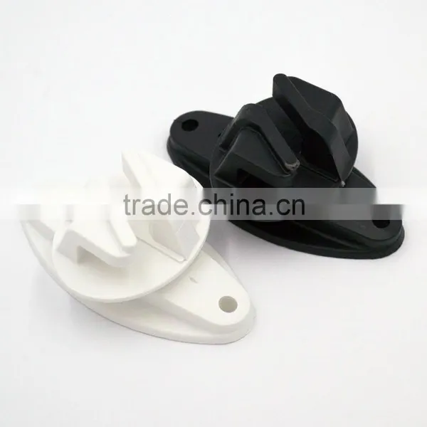 Fentech Farm Fence Plastic Claw Insulator for Nailing in Wood Post photo-3