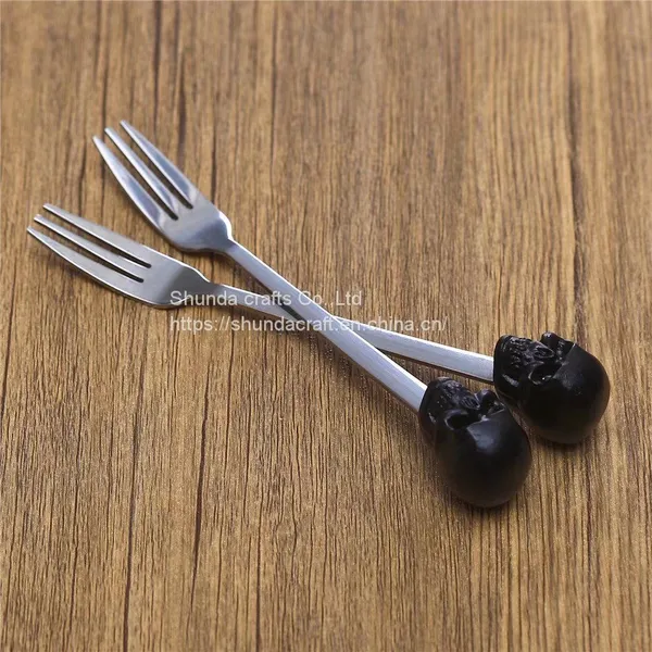 Head Skulls Knife Skeleton Resin Shelf For Home Kitchen Shelf,Black Skull Fruit Fork Set photo-3