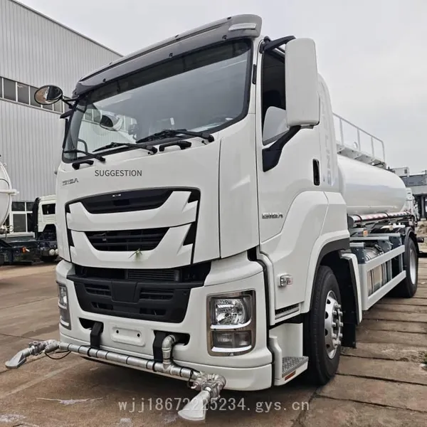 Isuzu 10-cubic and 12-cubic Export-type High - End Sprinklers, Isuzu Greening Spraying Vehicles