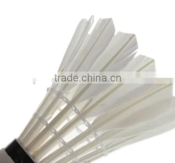 Duck Feather Low Price Badminton Shuttlecock Hot Sale photo-3