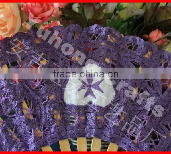 Purple Embroidery Lace Bamboo Wedding Fan photo-2