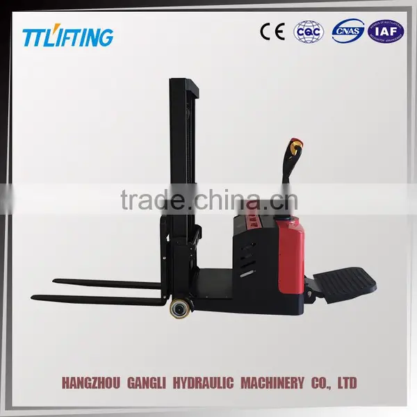 Electric Stacker Manufacturer