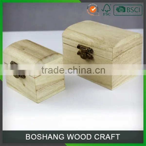 Empty Wood Packing Box photo-2