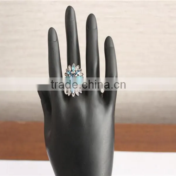 2015 Hot Fashion Glass Charm Diamonds Rings Cheap Price Rhodium Diamond Rings
