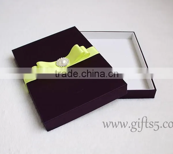 Wedding Invitation Decorative Silk Gift Boxes Made in China photo-2