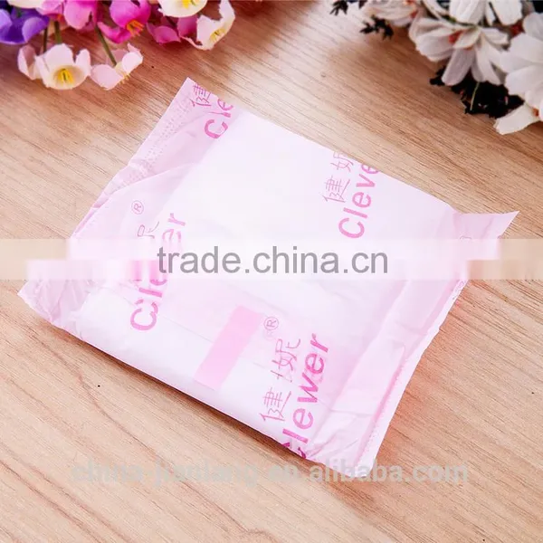 2015 New Soft Cool Whisper Absorbent Cotton Sanitary Napkins Made in China photo-5
