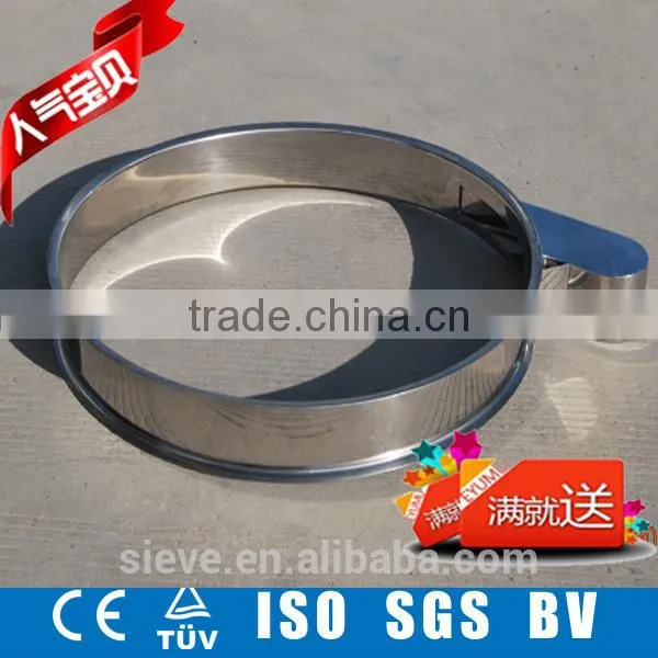 GMP Standard Vibrating Separator for Pharmaceutical Industry photo-3