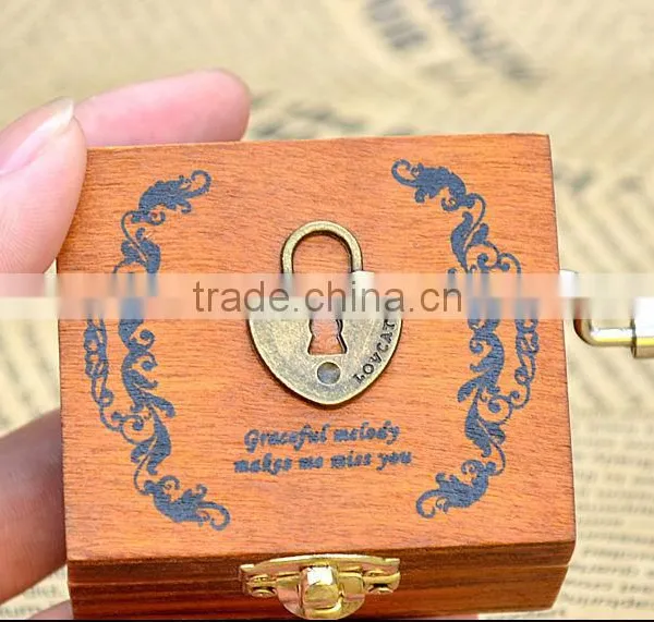 Eco-friendly best design wood pull string music box