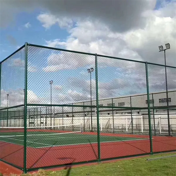 Cerca de arame em malha coberta com PVC de 1,8 m de altura x 30 m por rolo para proteção de perímetro
