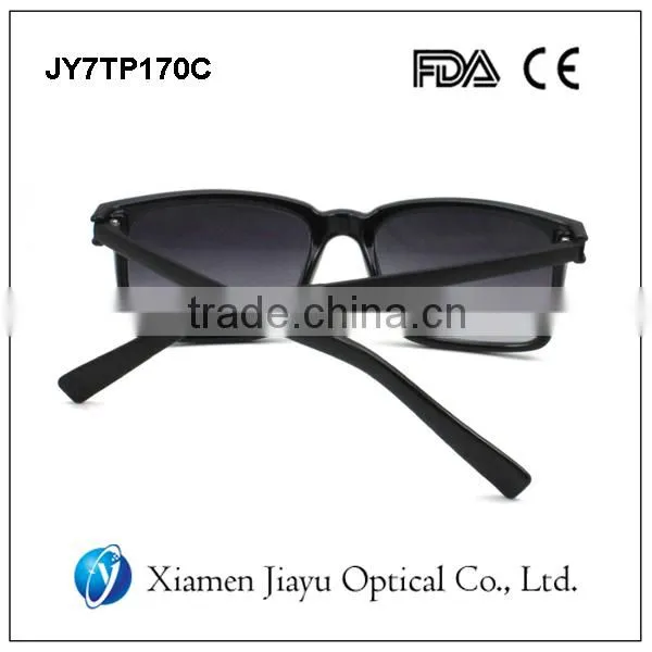 Cheap Polarized (or PC) Lens Sunglasses for Men photo-4