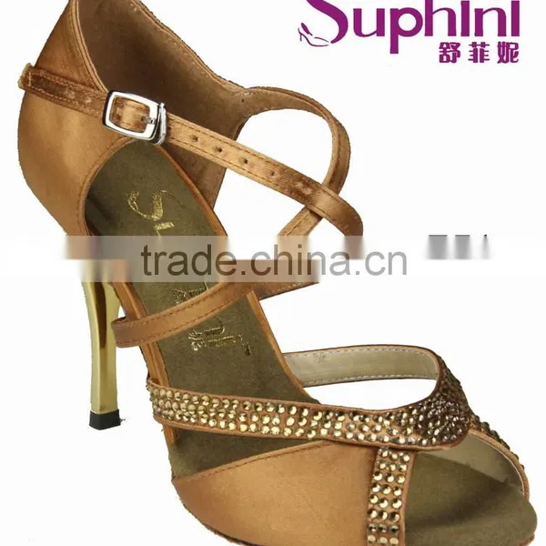 Big Crystal Nice Low Heel Evening Shoes for Women photo-5