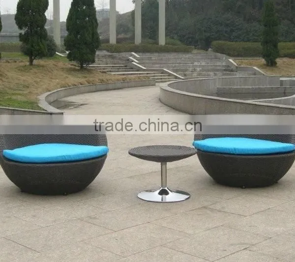 Rattan Coffee Table and Chairs for Patio, Yard, Coffee Shop photo-5